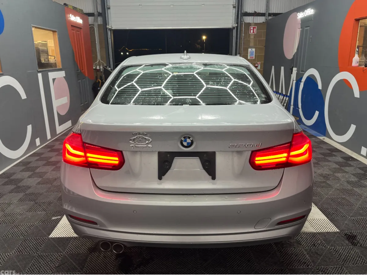 BMW 3-Series Saloon, Diesel, 2017, Silver