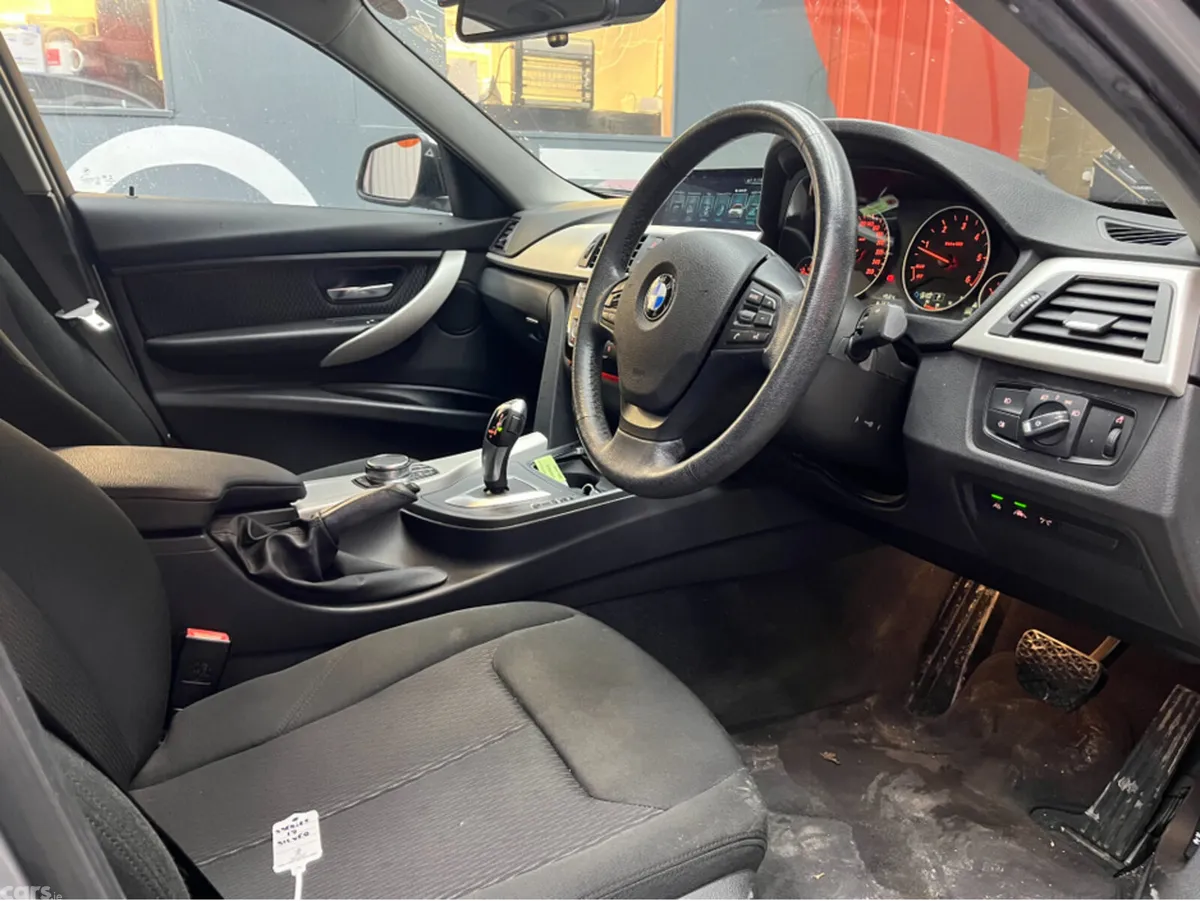 BMW 3-Series Saloon, Diesel, 2017, Silver