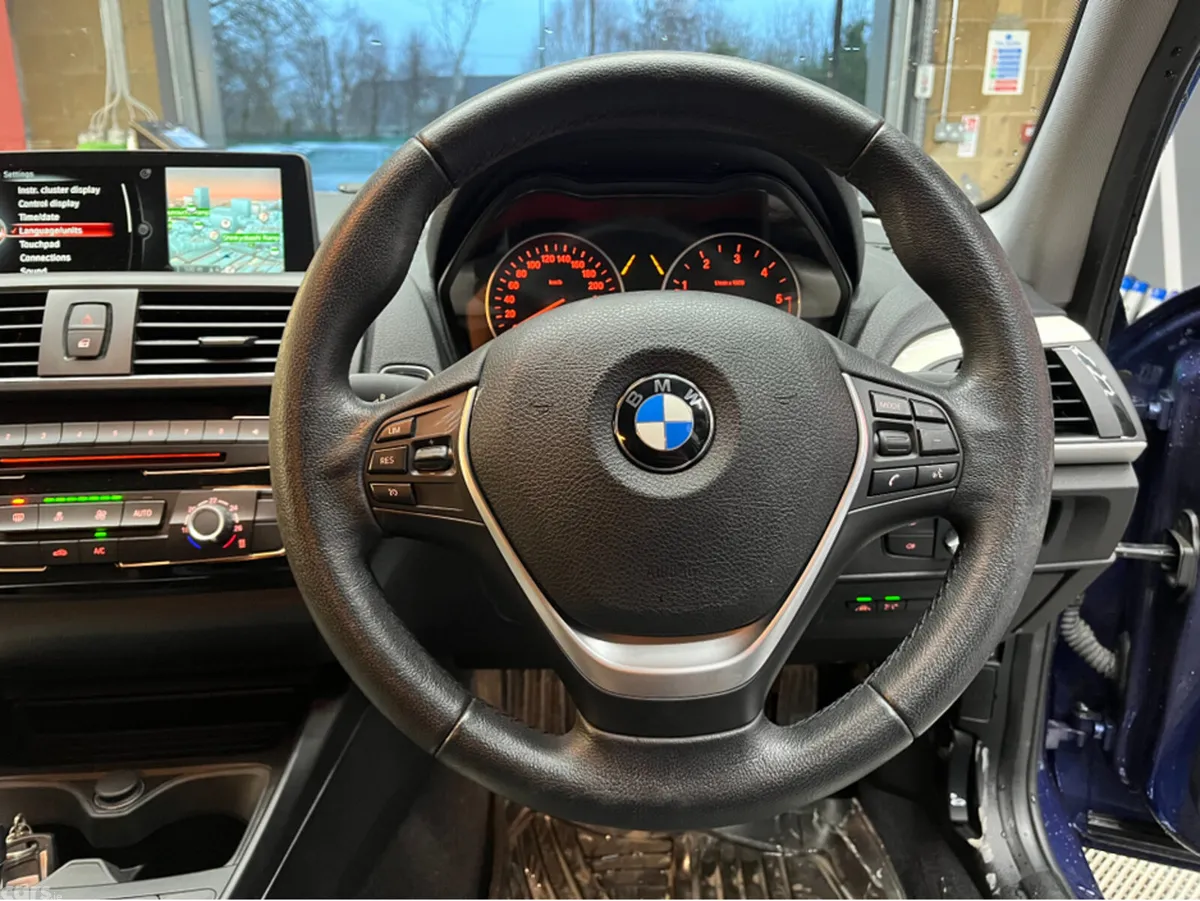BMW 1-Series Hatchback, Diesel, 2016, Blue