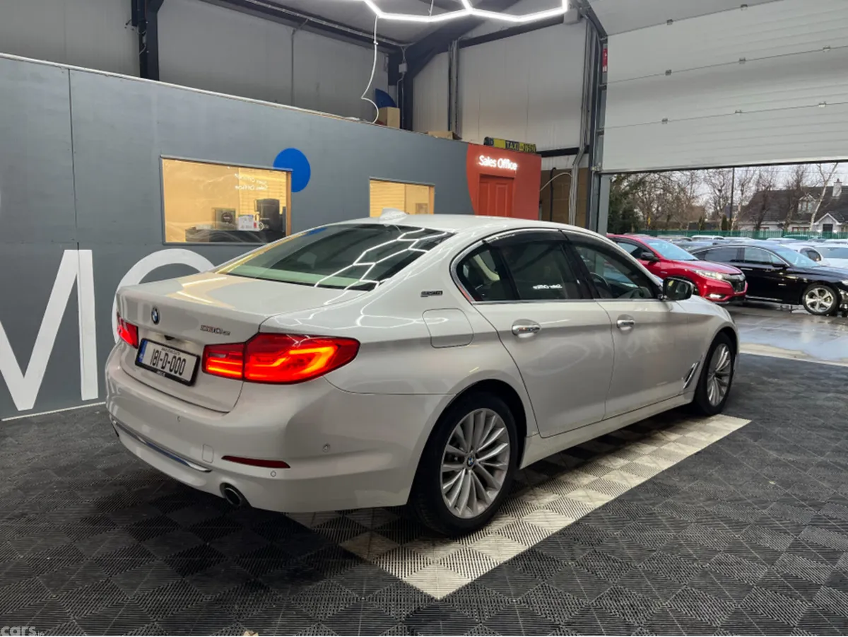 BMW 5-Series Saloon, Petrol Plug-in Hybrid, 2018, White