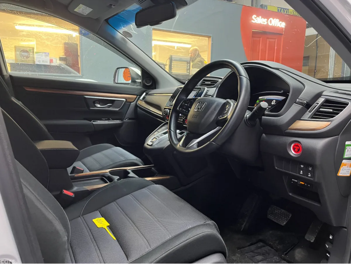 Honda CR-V SUV, Petrol Hybrid, 2019, White