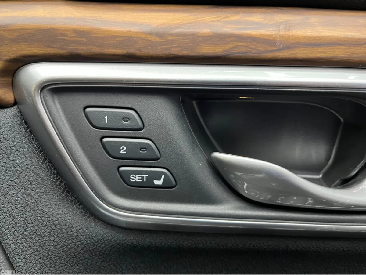 Honda CR-V SUV, Petrol Hybrid, 2019, White