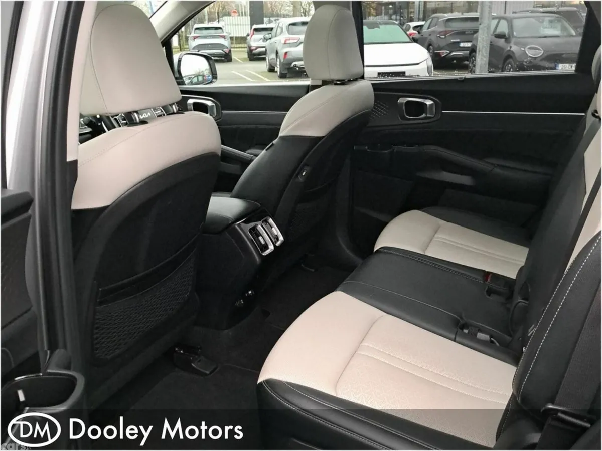 Kia Sorento SUV, Petrol Plug-in Hybrid, 2024, Grey