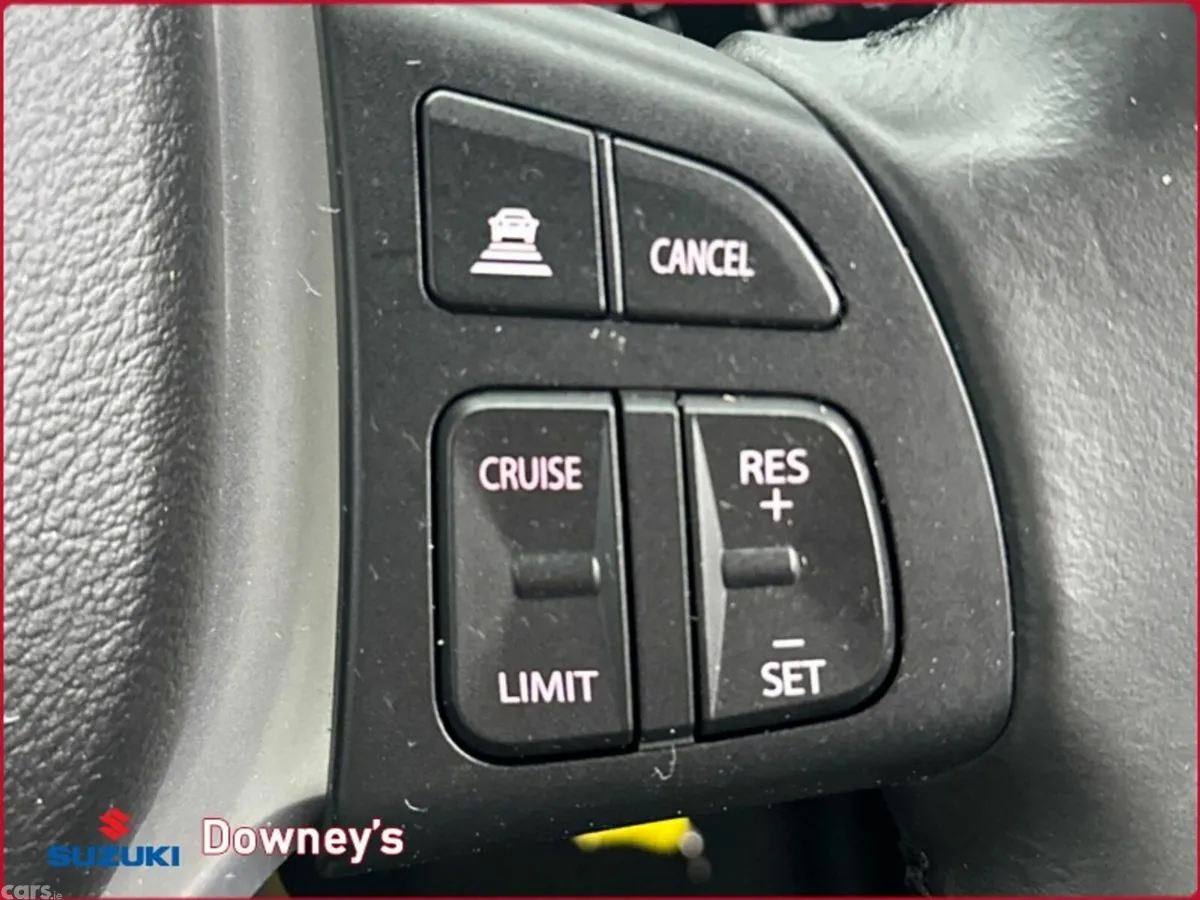 Suzuki Vitara Hatchback, Petrol, 2025, Silver