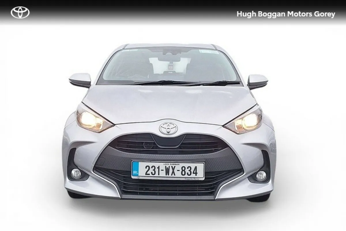 Toyota Yaris Hatchback, Petrol, 2023, Grey