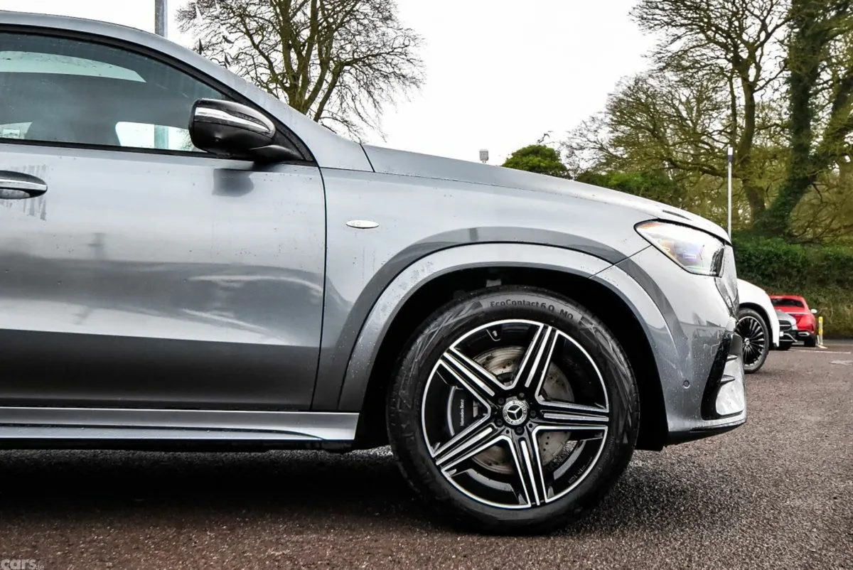 Mercedes-Benz GLE SUV, Petrol Plug-in Hybrid, 2025, Grey