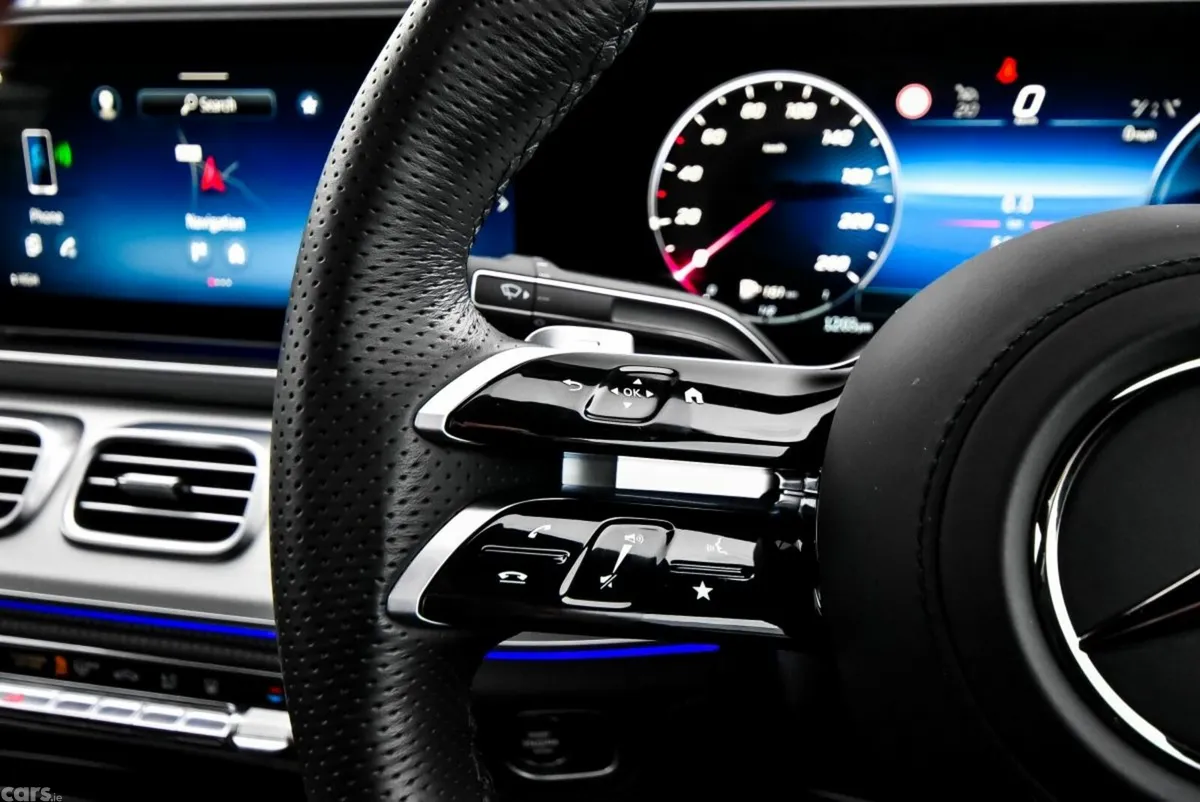 Mercedes-Benz GLE SUV, Petrol Plug-in Hybrid, 2025, Grey