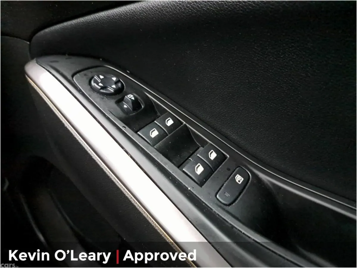 Opel Grandland SUV, Petrol, 2023, Blue