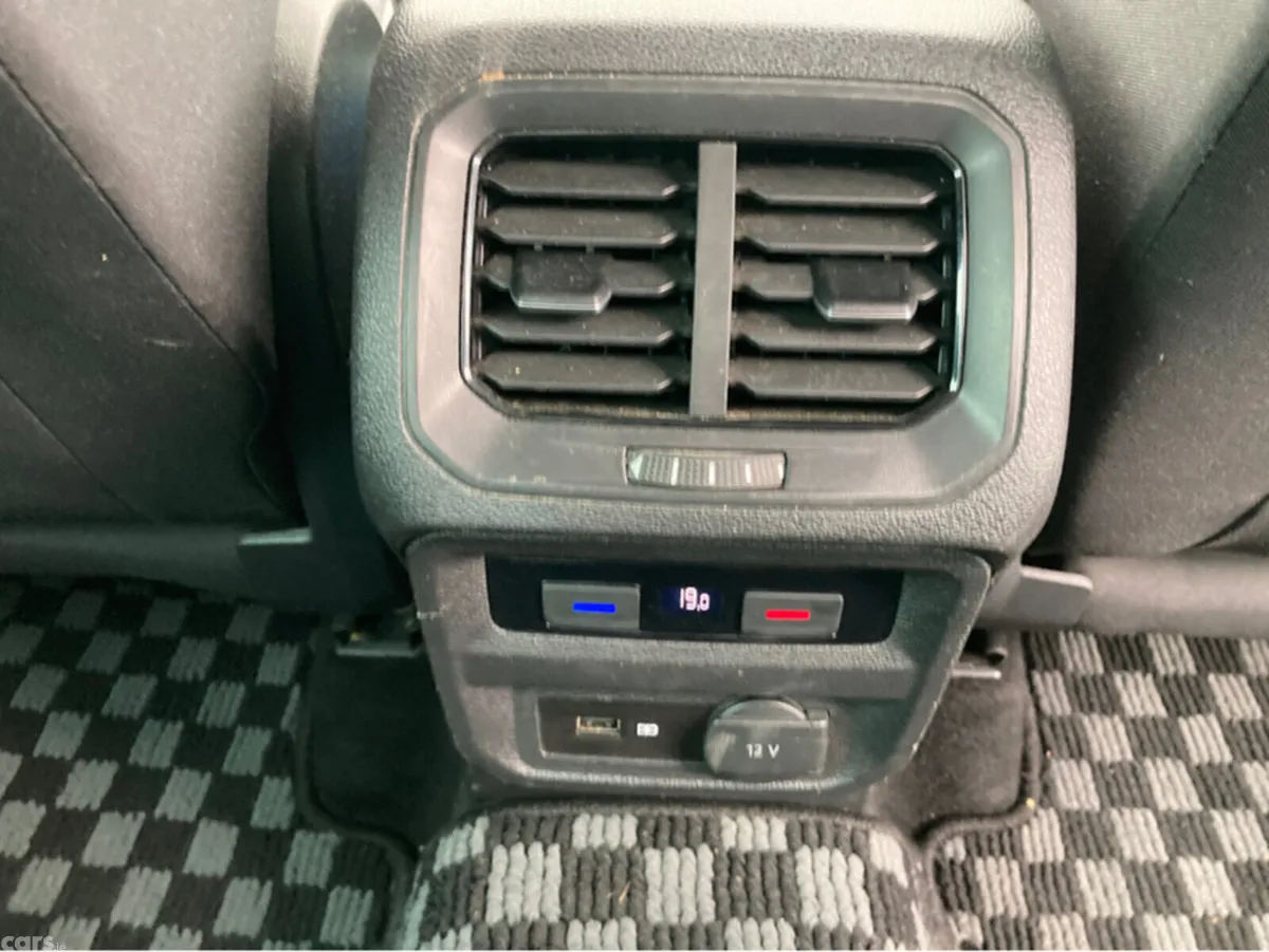 Volkswagen Tiguan Hatchback, Petrol, 2018, Black