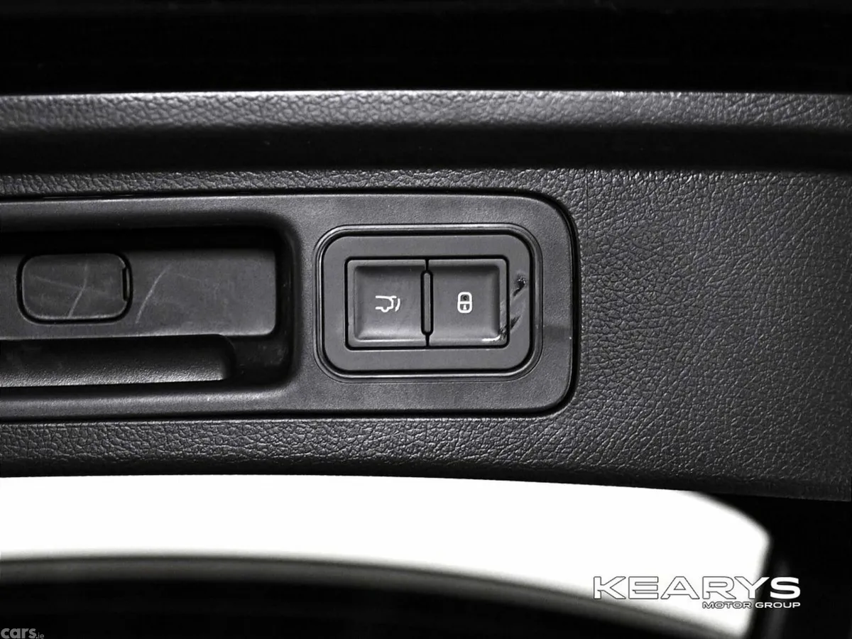 BYD SEAL U SUV, Petrol Plug-in Hybrid, 2027, Black