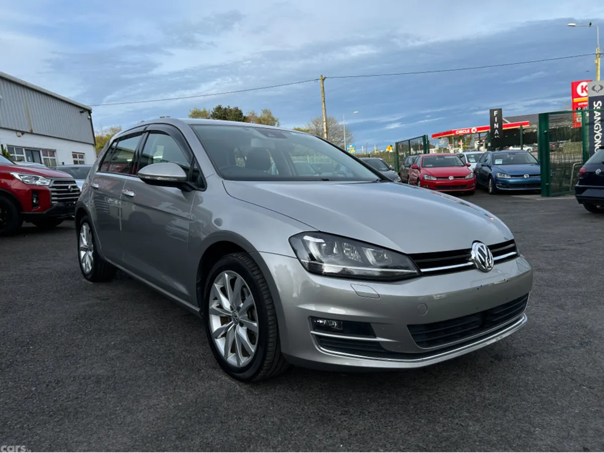 Volkswagen Golf Hatchback, Petrol, 2015, Silver