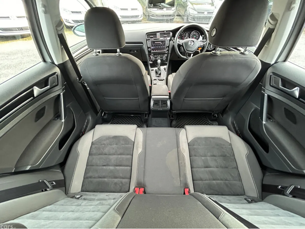 Volkswagen Golf Hatchback, Petrol, 2015, Silver
