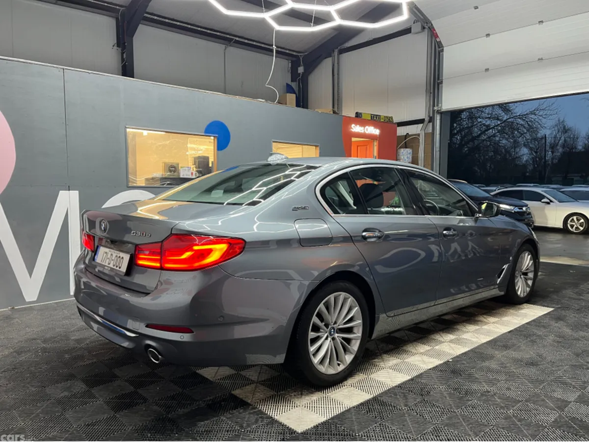 BMW 5-Series Saloon, Petrol Plug-in Hybrid, 2017, Grey