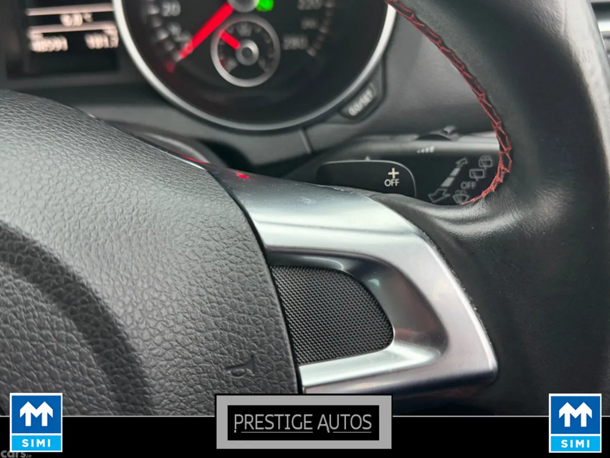 Volkswagen Golf Hatchback, Petrol, 2012, White
