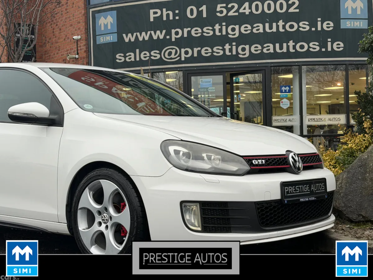 Volkswagen Golf Hatchback, Petrol, 2012, White