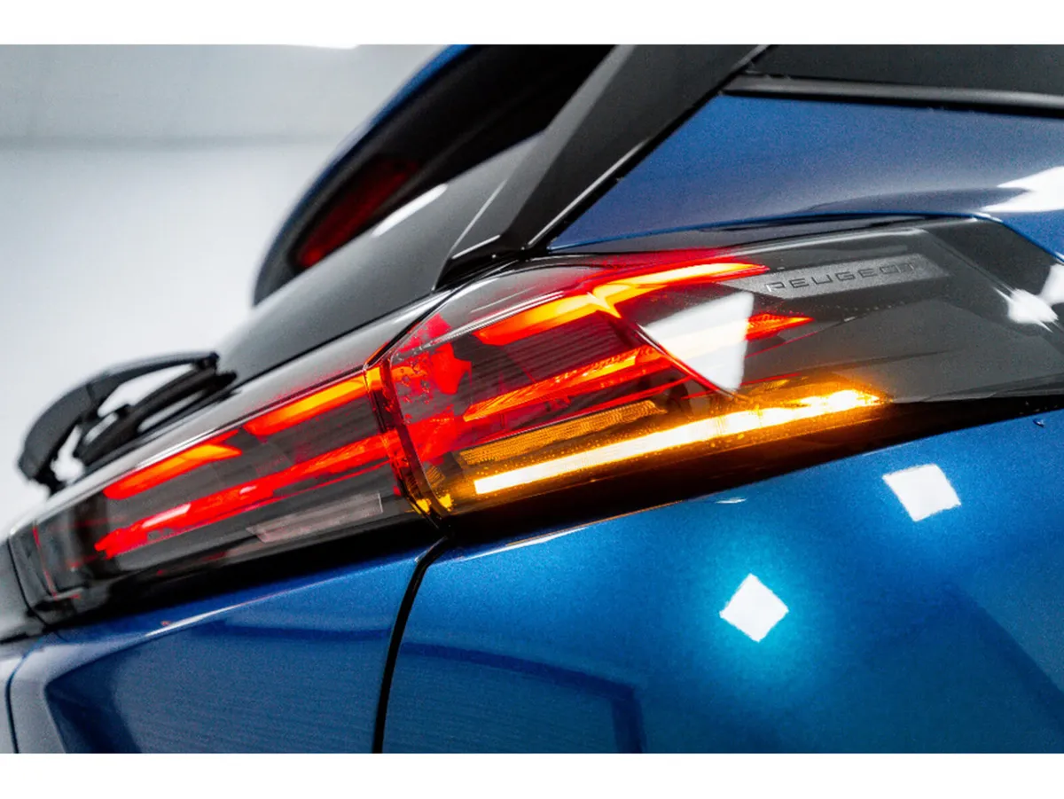 Peugeot 2008 SUV, Electric, 2026, Blue