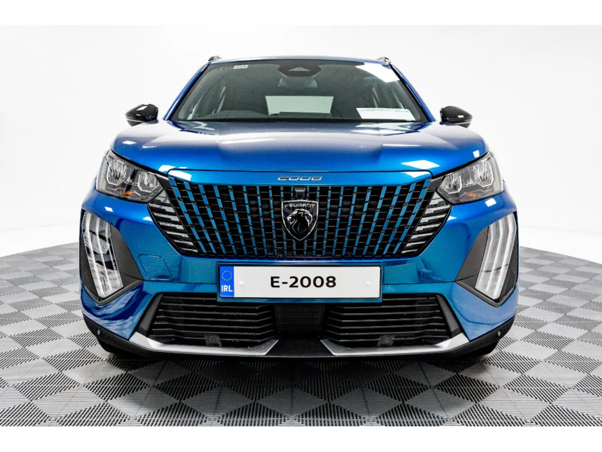 Peugeot 2008 SUV, Electric, 2026, Blue