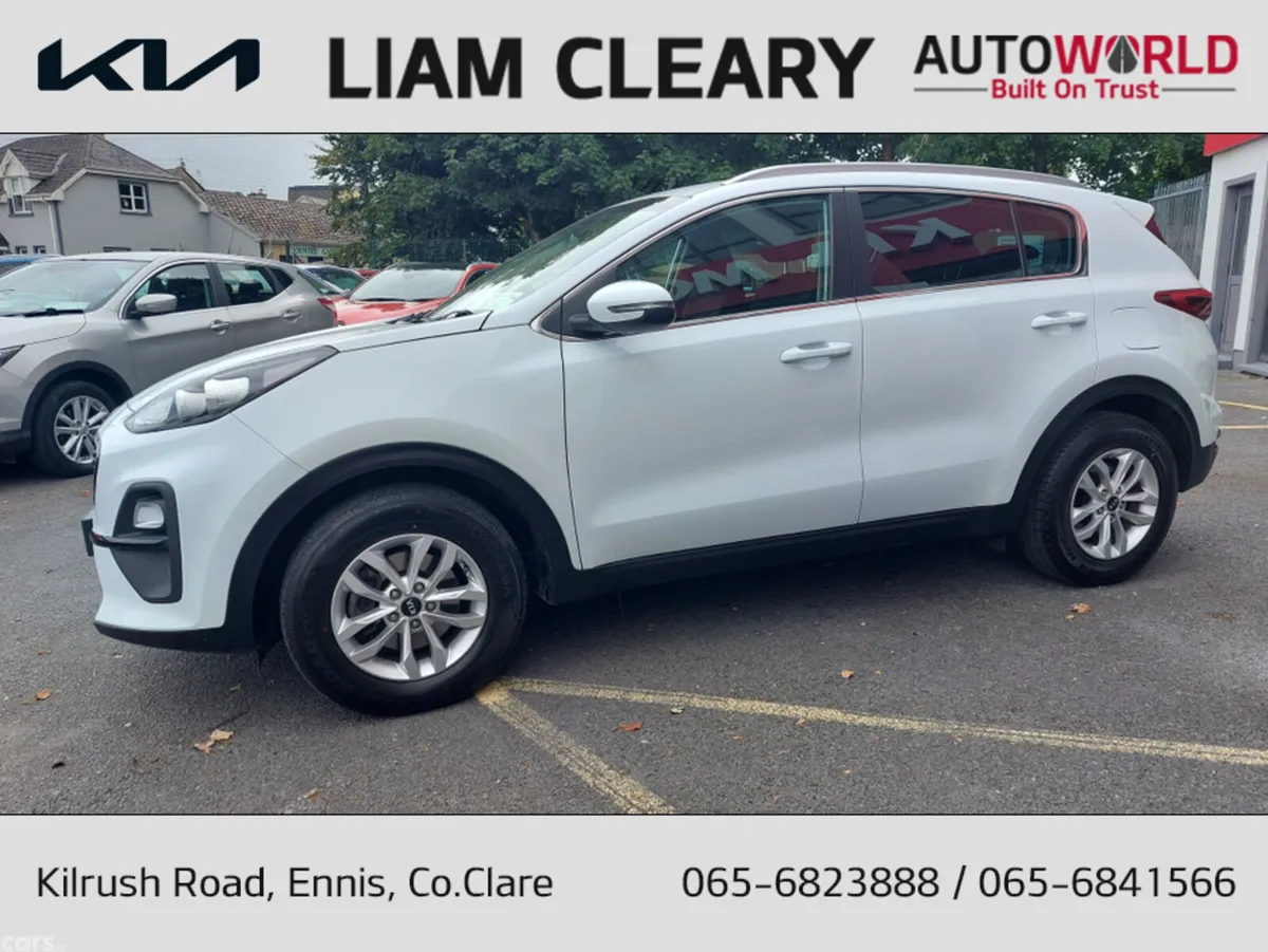 Kia Sportage MPV, Diesel Hybrid, 2021, White