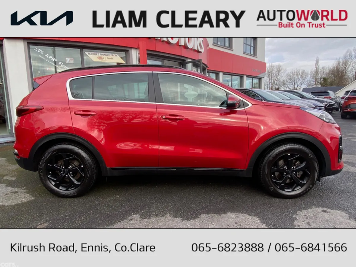 Kia Sportage MPV, Diesel Hybrid, 2022, Red