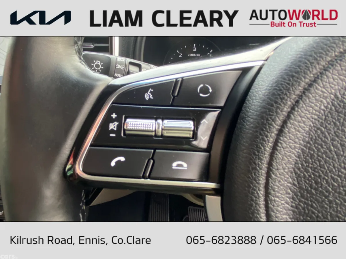 Kia Sportage MPV, Diesel Hybrid, 2022, Red