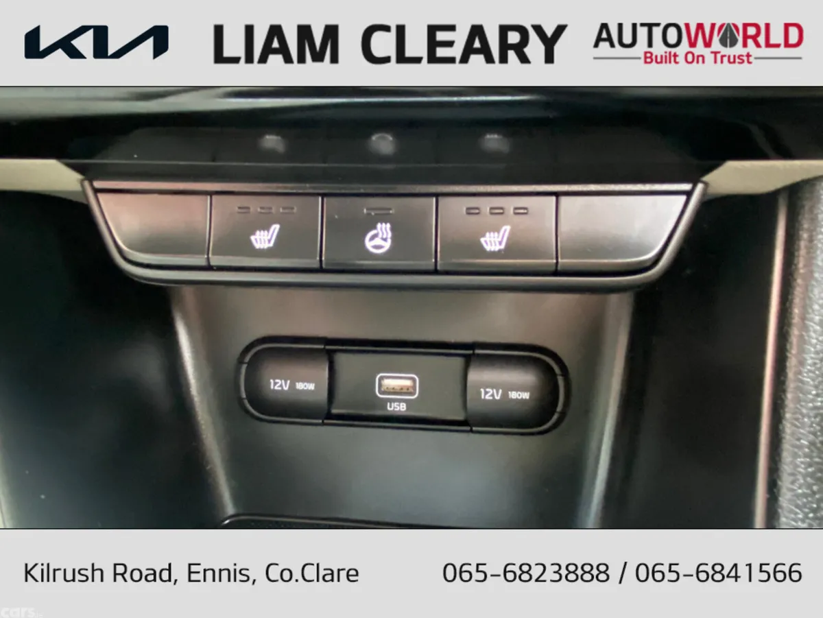 Kia Sportage MPV, Diesel Hybrid, 2022, Red