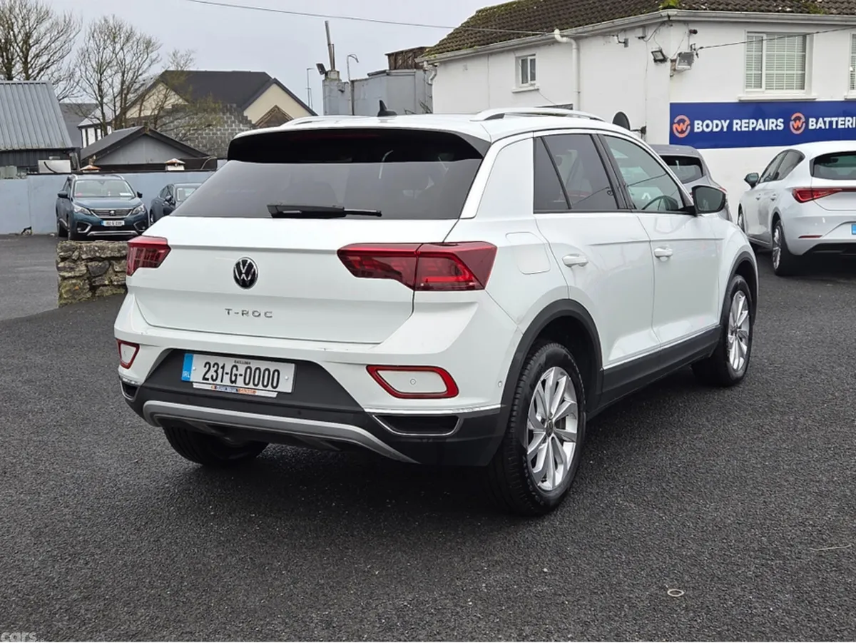 Volkswagen T-Roc SUV, Diesel, 2023, White