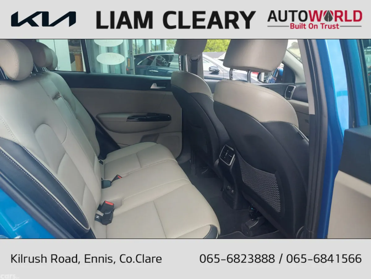 Kia Sportage MPV, Diesel Hybrid, 2021, Blue