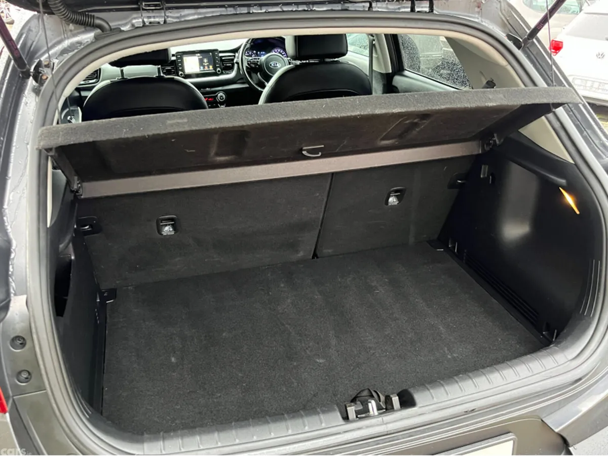 Kia Stonic Estate, Petrol, 2019, Grey
