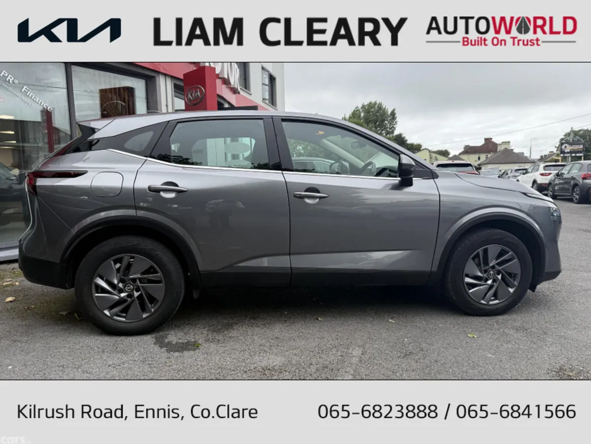 Nissan Qashqai MPV, Petrol, 2022, Grey