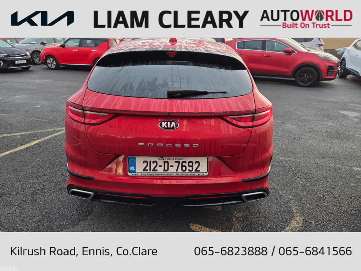 Kia ProCeed Hatchback, Petrol, 2021, Red