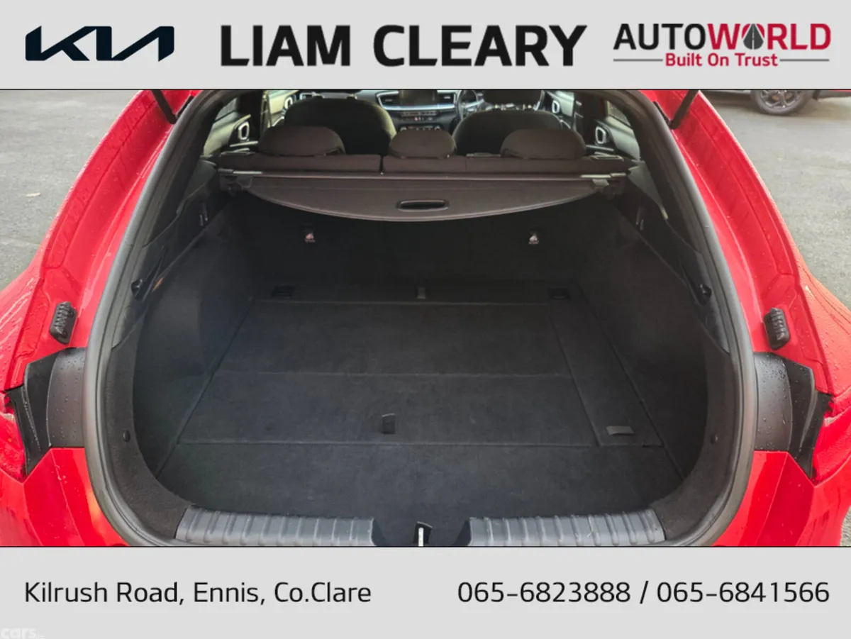 Kia ProCeed Hatchback, Petrol, 2021, Red