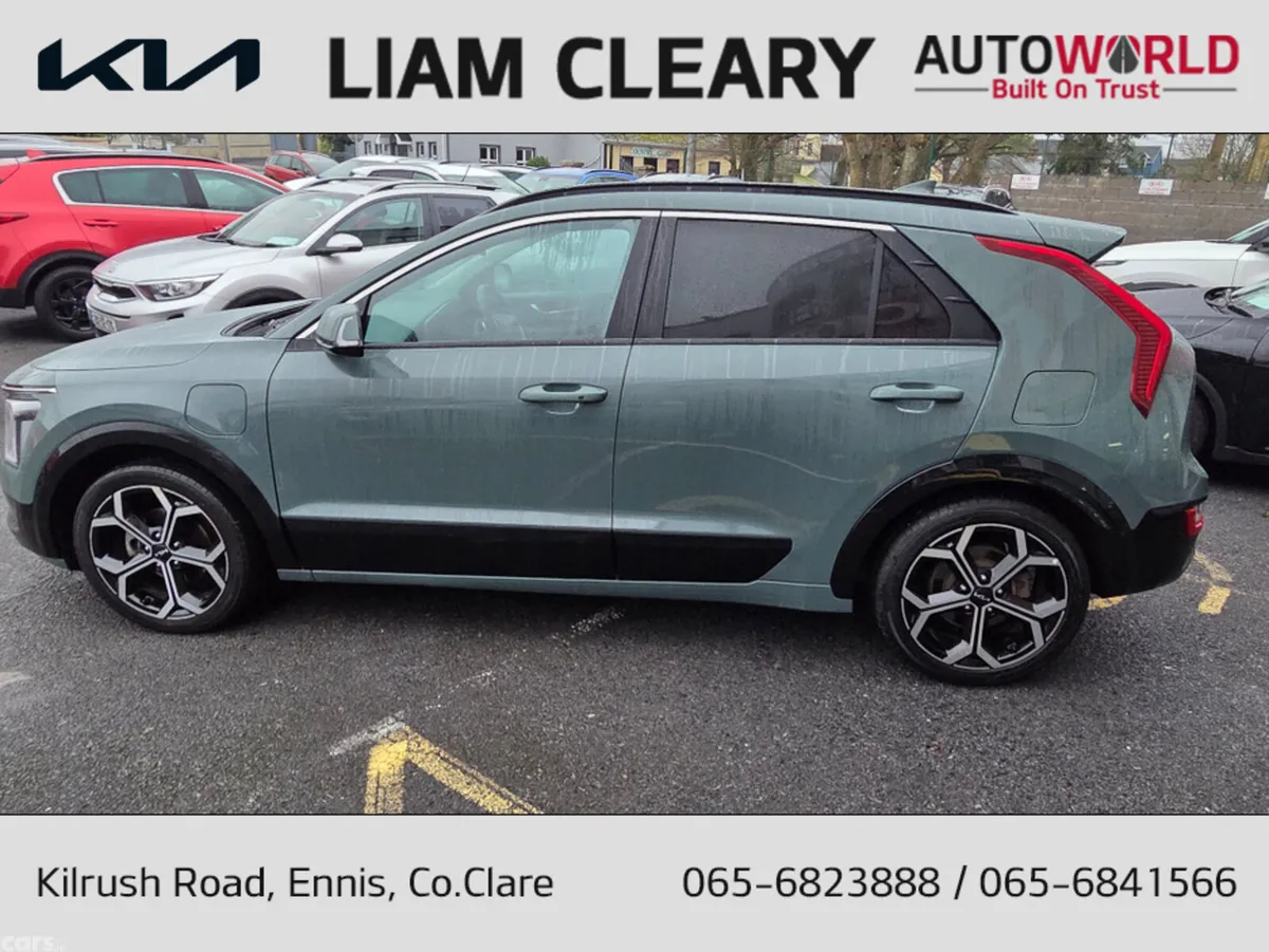 Kia Niro MPV, Petrol Plug-in Hybrid, 2023, Green