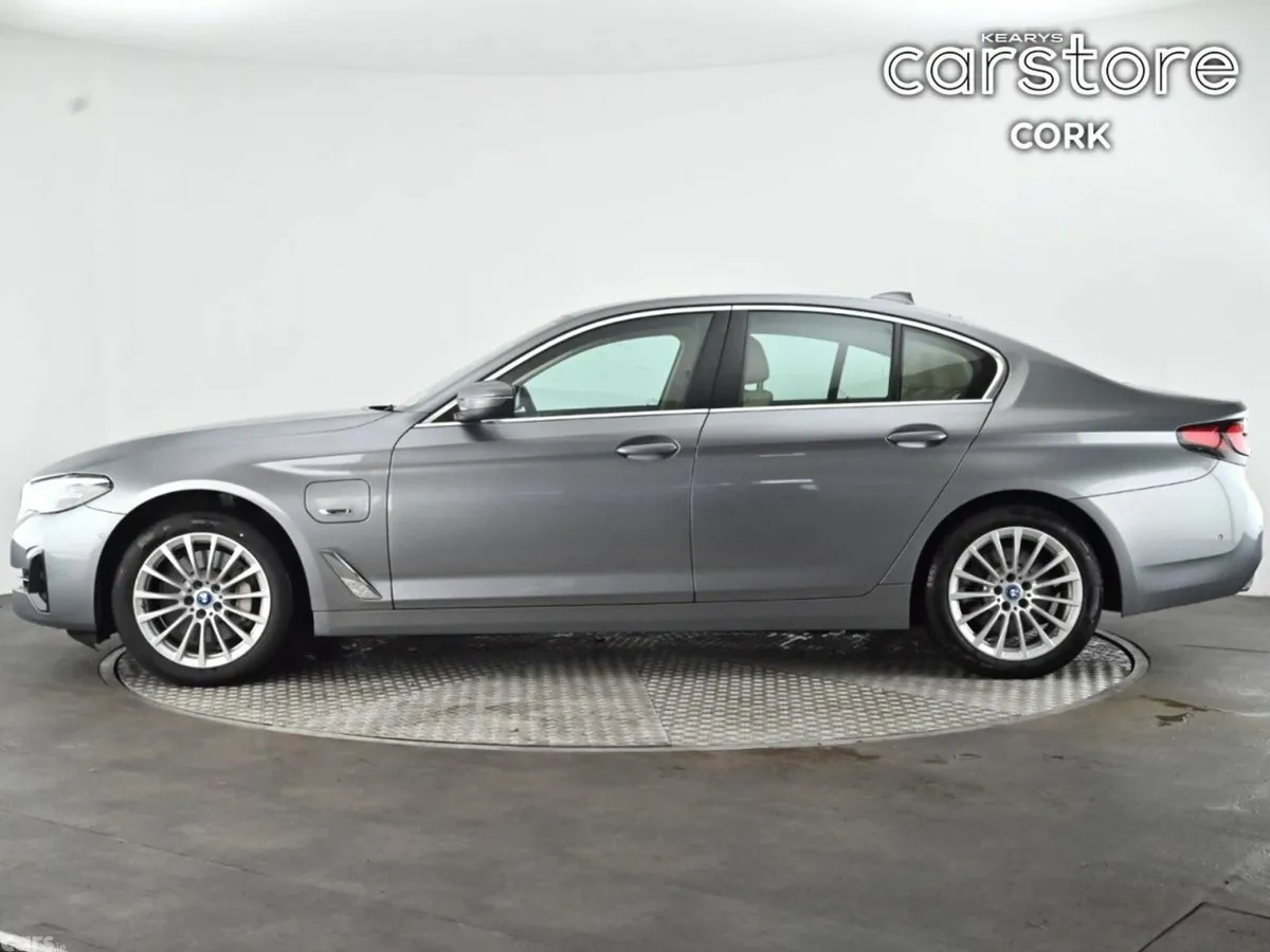 BMW 5-Series Saloon, Petrol Plug-in Hybrid, 2023, Grey