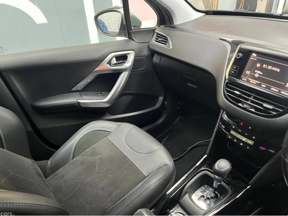 Peugeot 2008 SUV, Petrol, 2020, Silver