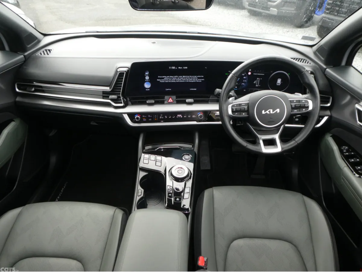 Kia Sportage MPV, Petrol Plug-in Hybrid, 2024, Grey