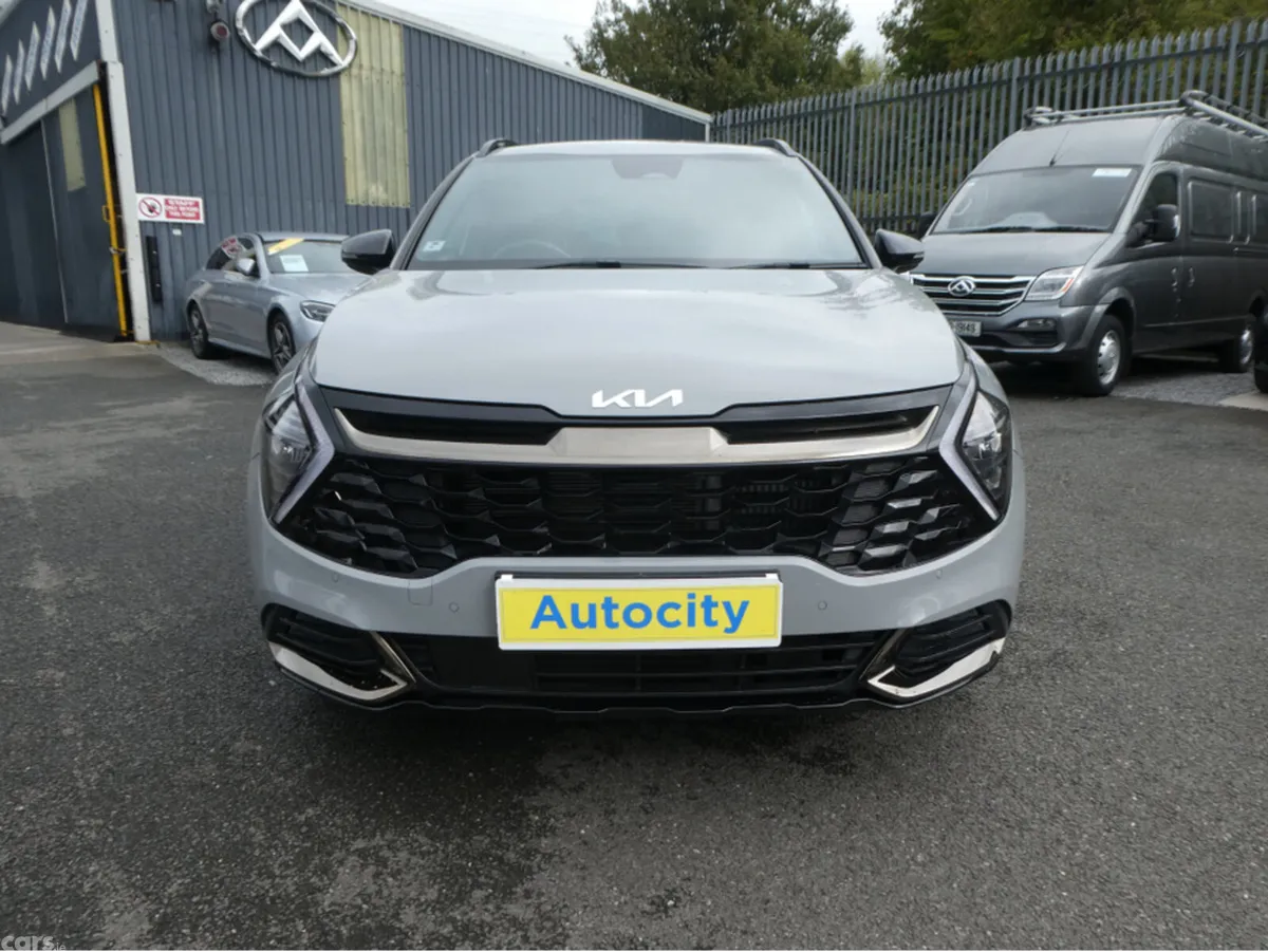 Kia Sportage MPV, Petrol Plug-in Hybrid, 2024, Grey