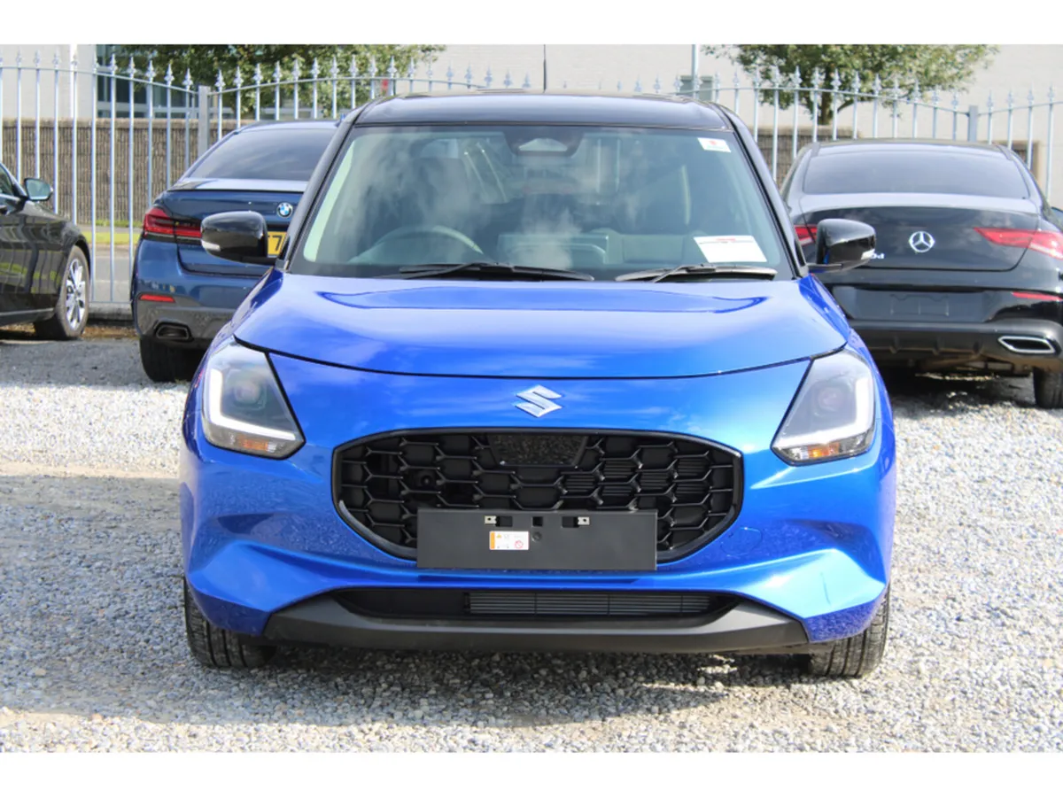 Suzuki Swift Hatchback, Petrol Hybrid, 2027, Blue