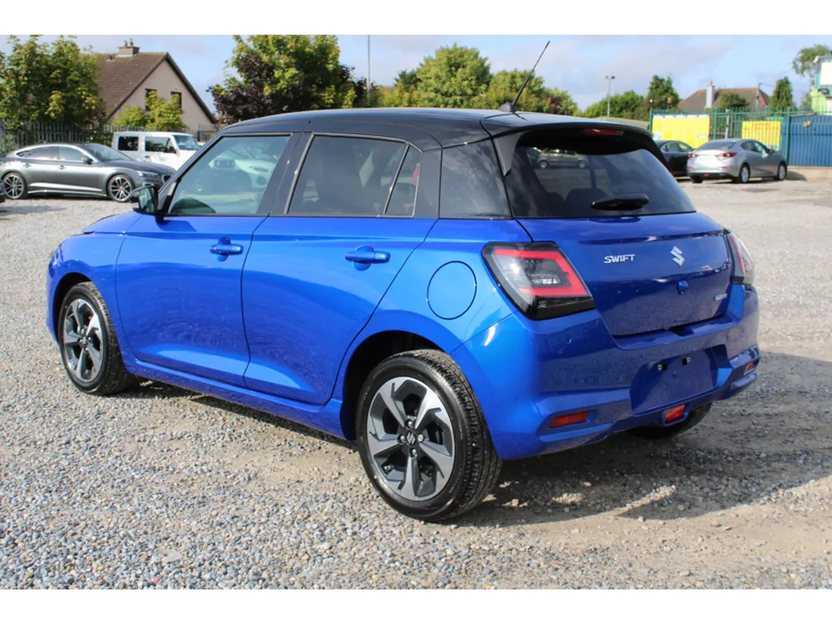 Suzuki Swift Hatchback, Petrol Hybrid, 2027, Blue