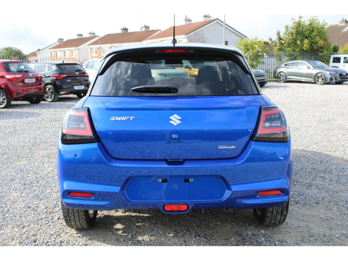 Suzuki Swift Hatchback, Petrol Hybrid, 2027, Blue