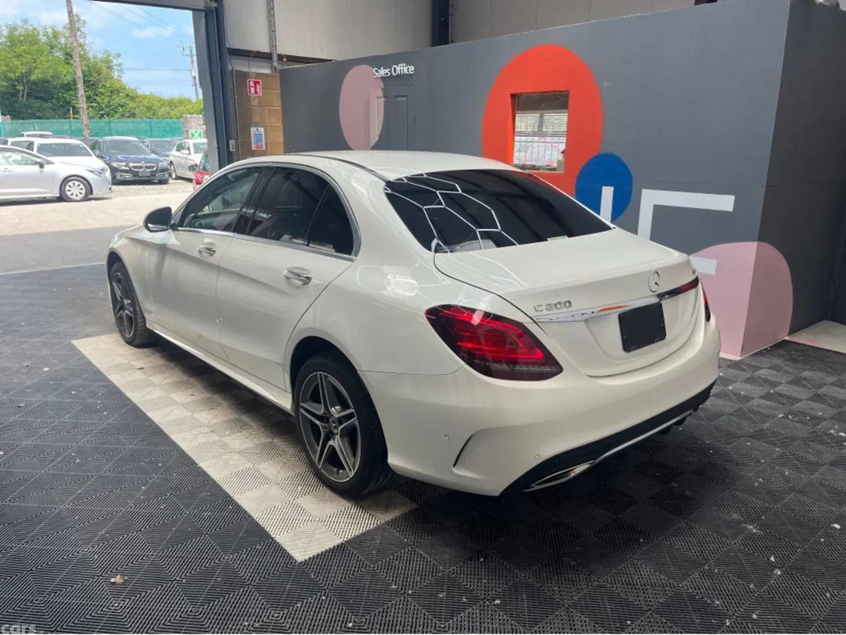 Mercedes-Benz C-Class Saloon, Petrol, 2019, White