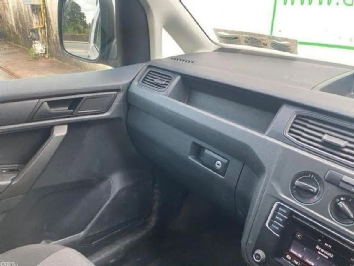 Volkswagen Caddy Van, Diesel, 2018, White