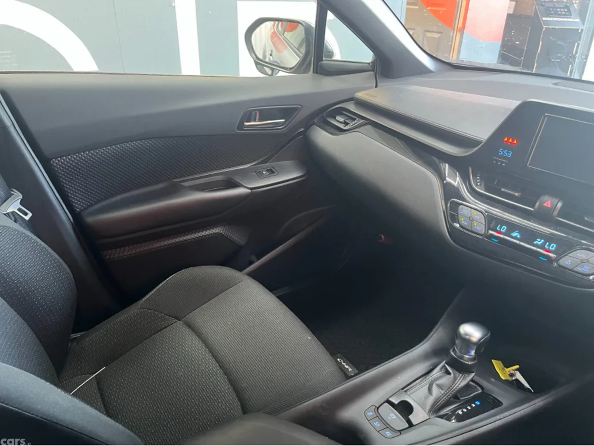 Toyota C-HR SUV, Petrol Hybrid, 2017, Grey