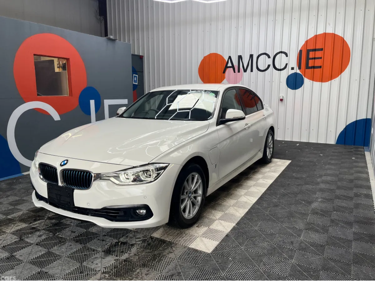 BMW 3-Series Saloon, Petrol Plug-in Hybrid, 2018, White