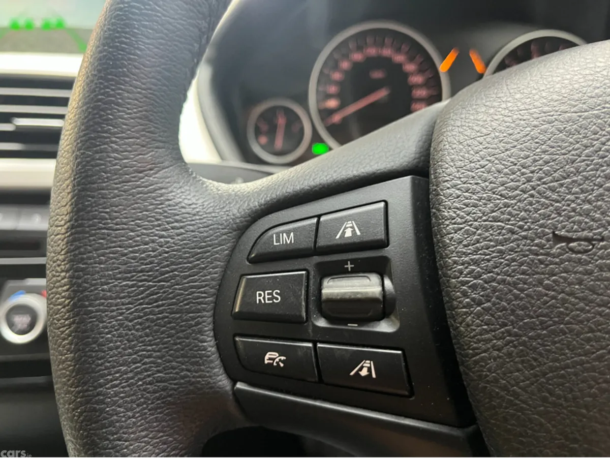 BMW 3-Series Saloon, Petrol Plug-in Hybrid, 2018, White