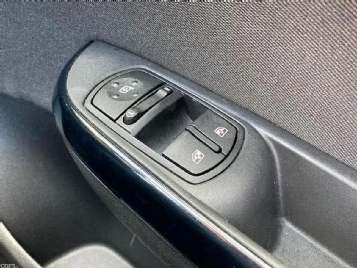 Opel Corsa Hatchback, Petrol, 2019, Black