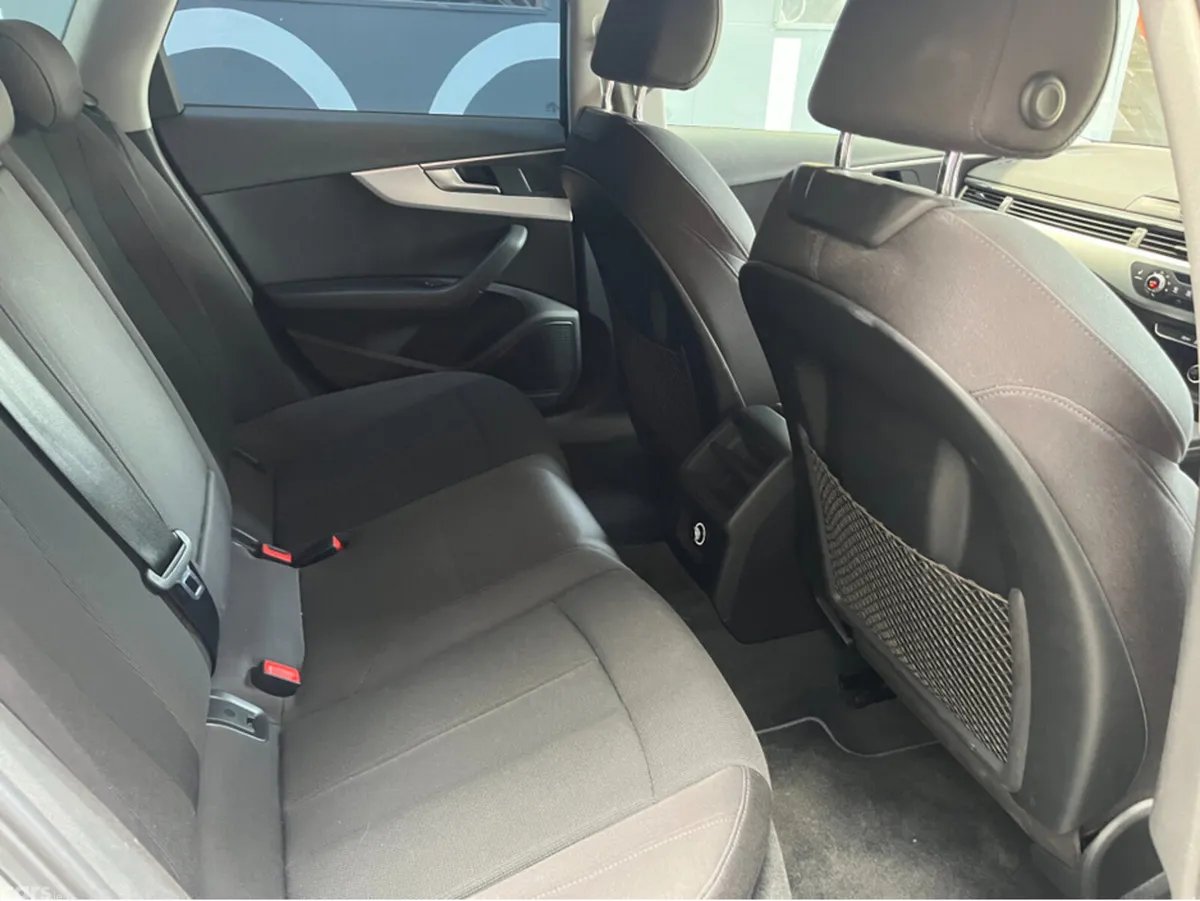 Audi A4 Estate, Petrol, 2017, White