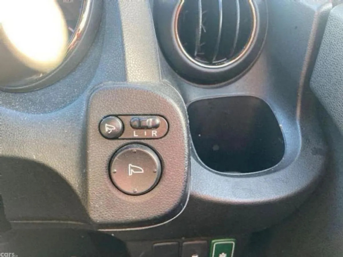 Honda Shuttle Hatchback, Petrol Hybrid, 2014, Silver