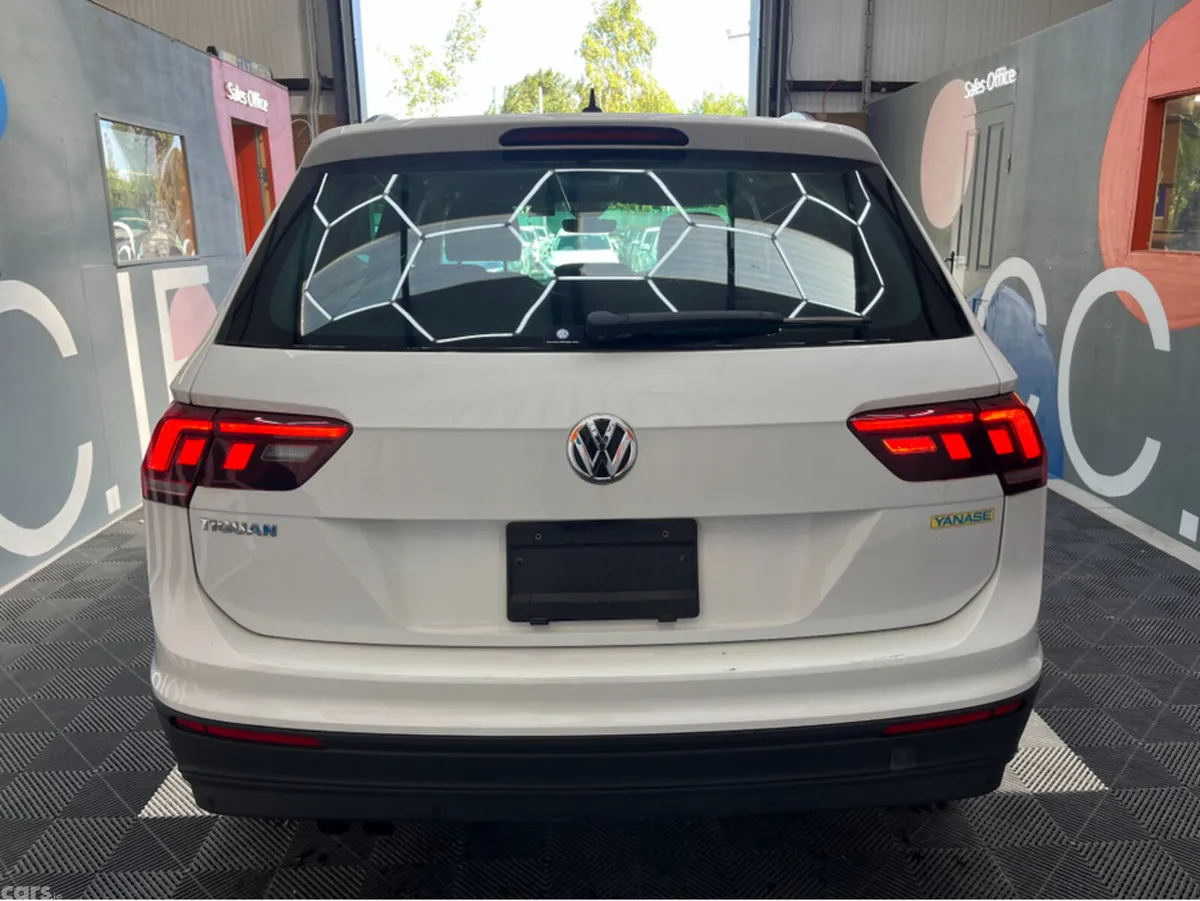 Volkswagen Tiguan SUV, Petrol, 2020, White