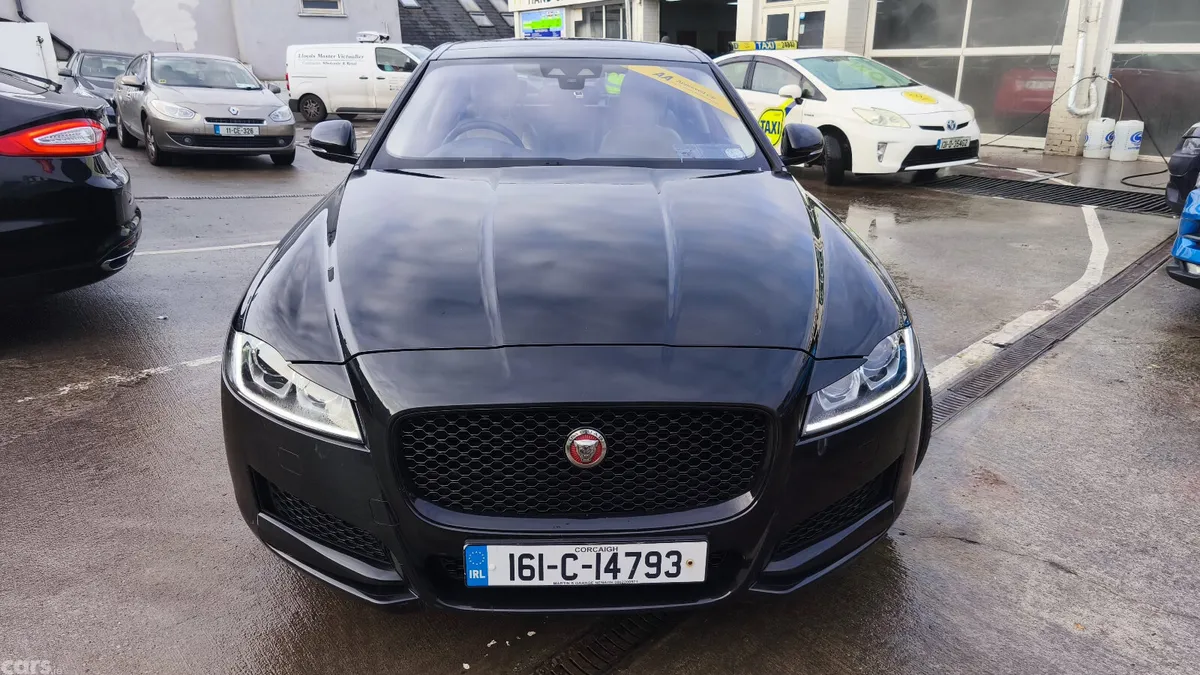 Jaguar XF Saloon, Diesel, 2016, Black