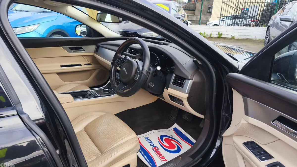 Jaguar XF Saloon, Diesel, 2016, Black